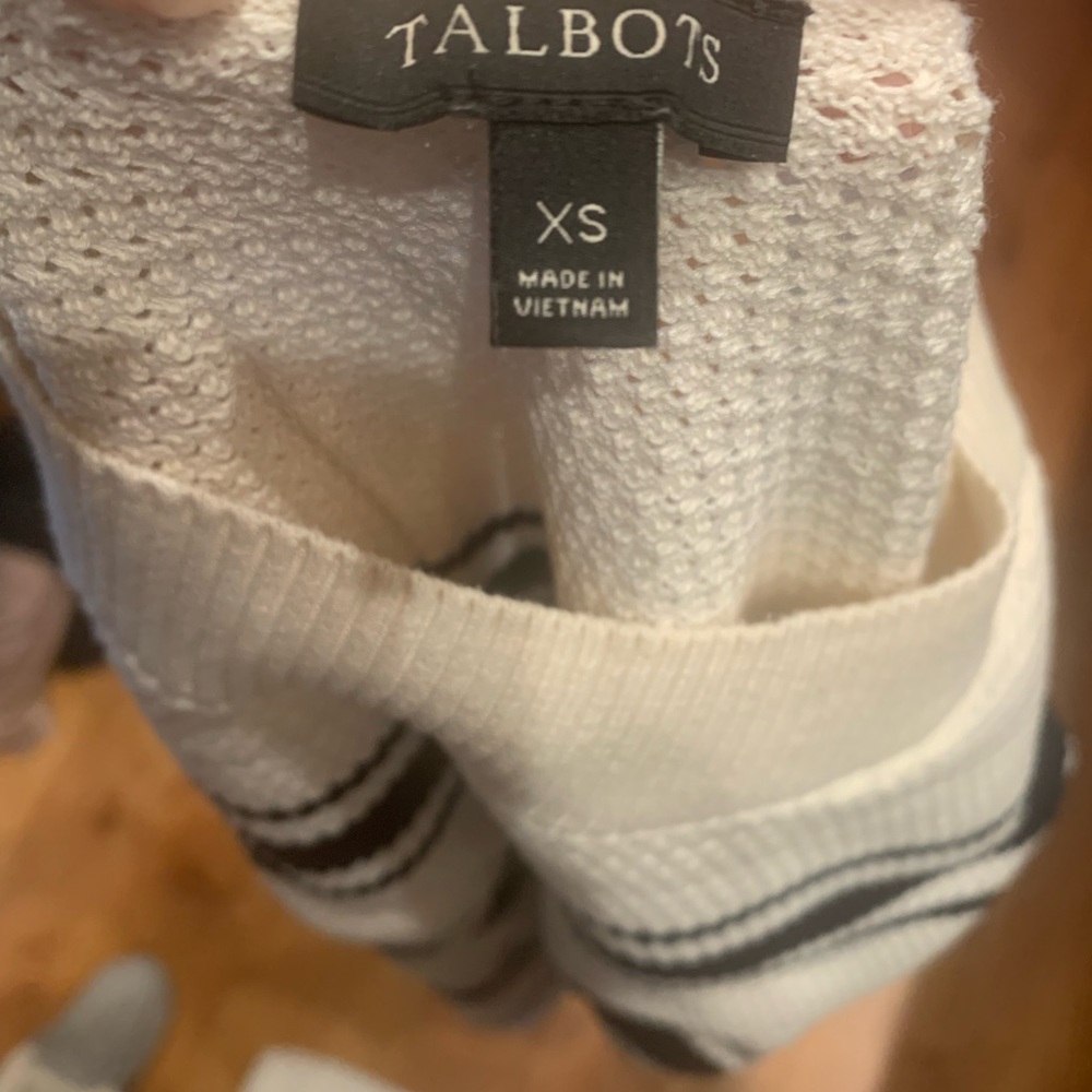 Talbots sweater - Picture 3 of 3